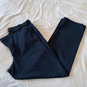 Lee women's size 18 relaxed fit navy blue chino VGUC